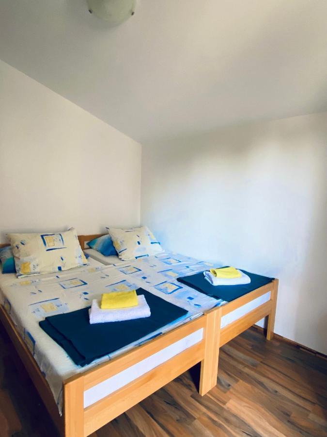 Apartments Mani Trogir Exterior photo